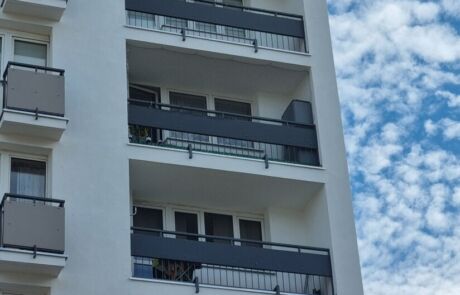 remonty balkonów, wymiana balustrad